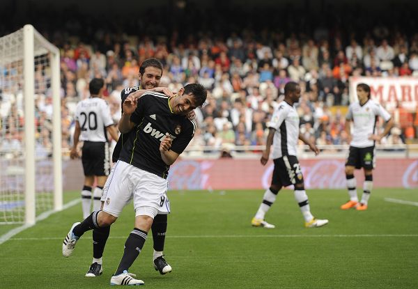 4, 那不勒斯客场惨败遭遇赛季首挫  