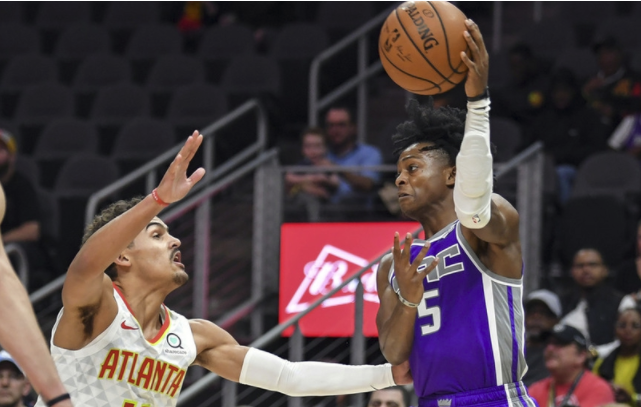  福克斯准三双国王战胜魔术